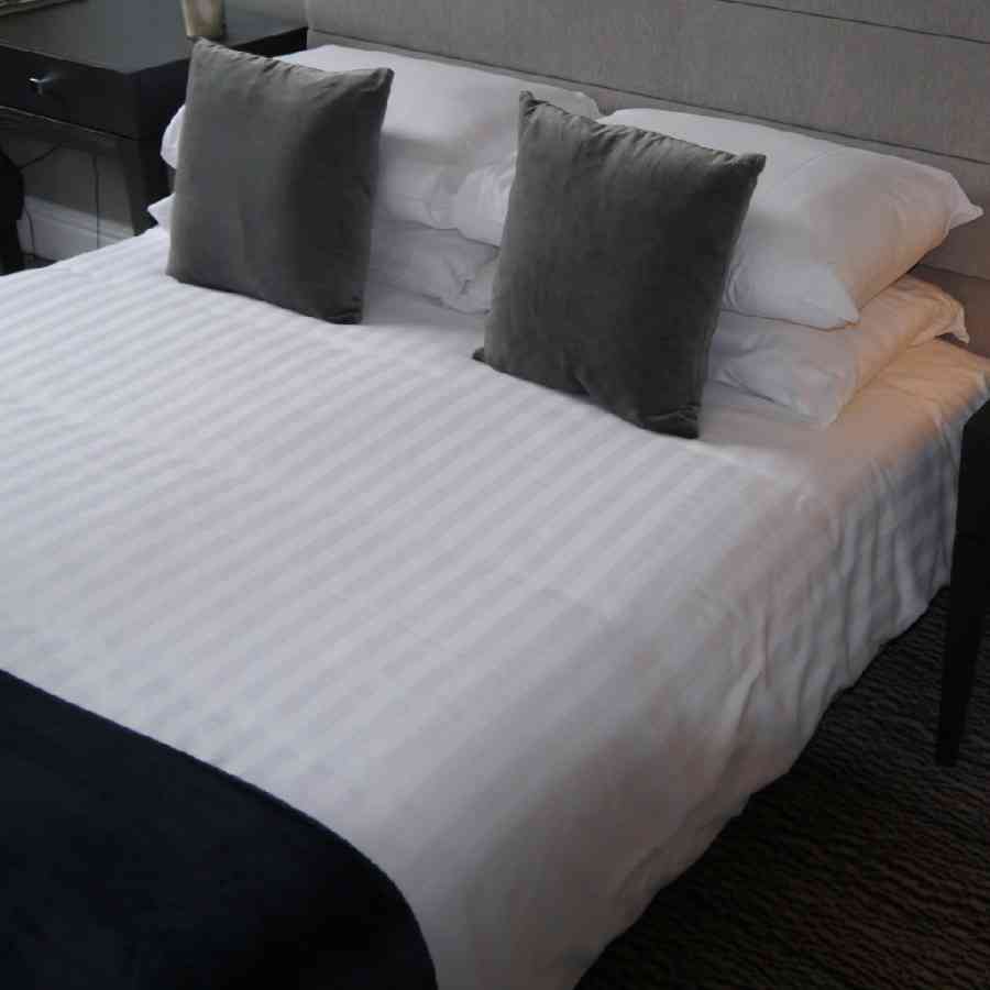 Husa pilota matrimonial Satin CORSICA 200x220 cm